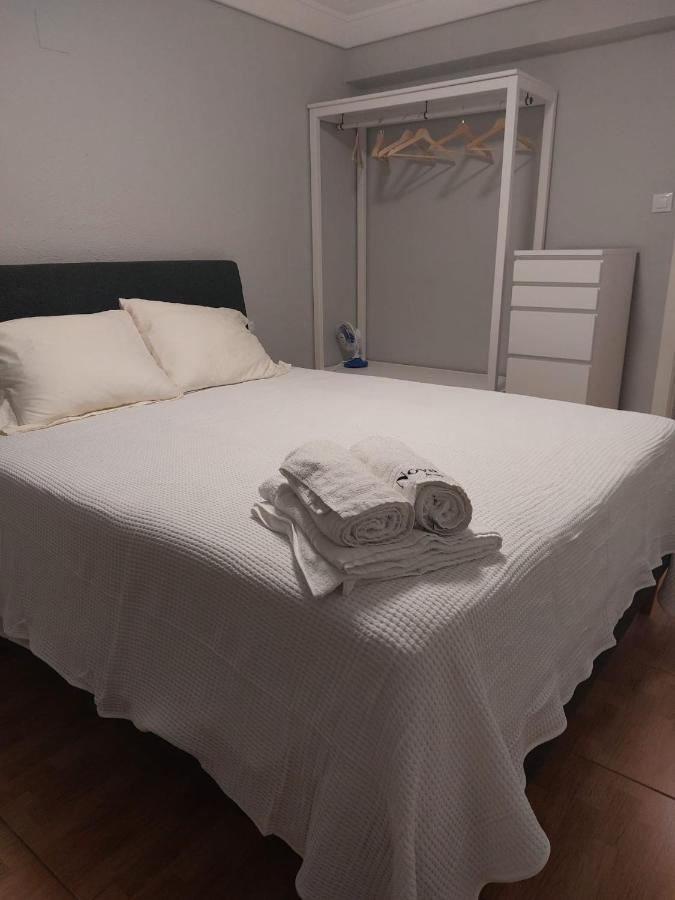 Apartamento Zaragoza Plaza Europa Exterior foto